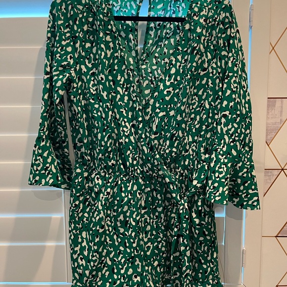 NWT Lulu’s leopard print romper - Picture 5 of 13